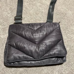 Athleta puffer purse